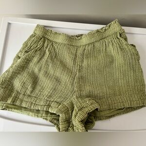 Billabong green stripped shorts
